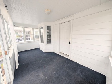 Another Rockin' Rochester Property! Welcome to this beautifully - photo 2