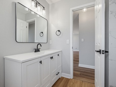 1565 Meadowbrook Ct brings together comfort, convenience, and - photo 44