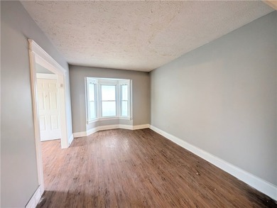 Another Rockin' Rochester Property! Welcome to this beautifully - photo 5