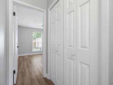 1565 Meadowbrook Ct brings together comfort, convenience, and - photo 45