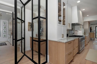 Family Compound! This one-of-a-kind property offers a rare - photo 46