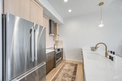 Open House Saturday, March 14: 12-3pm! Secure your elevated