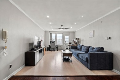 Charming One-Bedroom Oasis in Forest Hills This beautifully - photo 4