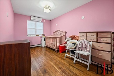 Beautifully redone 2 family house. Nothing to do but move in - photo 16