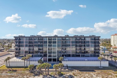 Wake up to endless ocean views in this stunning 6th-floor - photo 32
