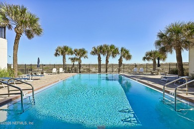 Wake up to endless ocean views in this stunning 6th-floor - photo 42