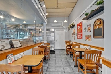 Turnkey Restaurant Business Opportunity in the Heart of York - photo 8