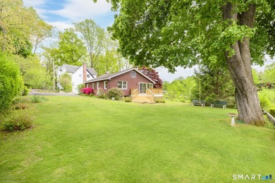 Perched above the water with expansive, unobstructed lake views - photo 1