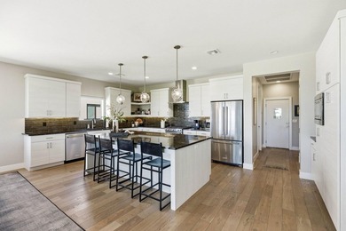 Experience elevated desert living in this short-term rental - photo 9