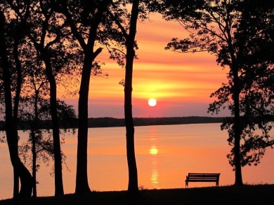 Lake Home Sale Pending in Oak Point, Texas