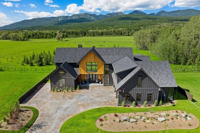 Custom-crafted and completed in 2025, this exceptional 5BD/5.5BA - photo 3
