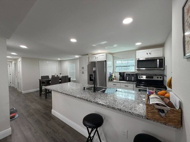 Welcome to the highly desirable Three Lakes community, offering - photo 11