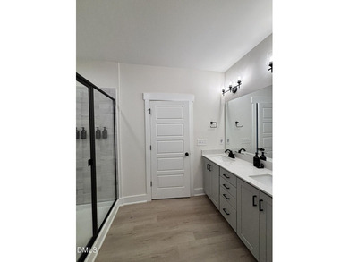 Welcome to your DREAM home! Move in ready! Beautiful ''Chest - photo 11