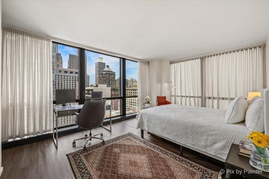 Own a piece of Chicago architectural lakefront history. Rare - photo 5