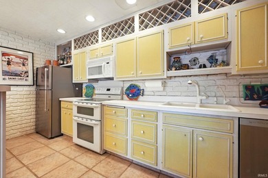 Experience elevated lakefront living on the prestigious Barbee - photo 20
