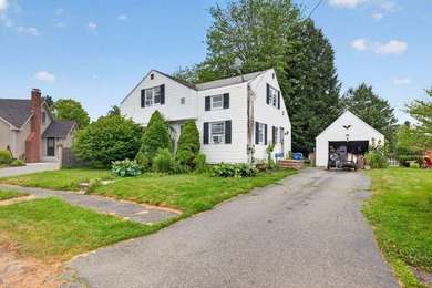 Offered to the market for the first time in more than 20 years! - photo 2