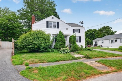 Offered to the market for the first time in more than 20 years! - photo 4