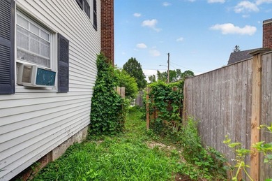 Offered to the market for the first time in more than 20 years! - photo 7
