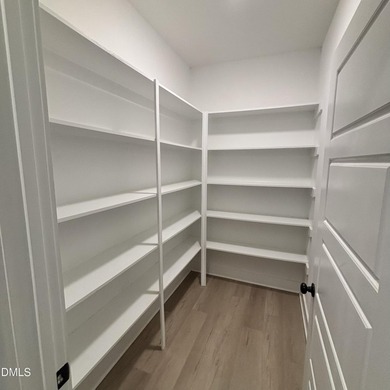 Welcome to your DREAM home! Move in ready! Beautiful ''Chest - photo 31