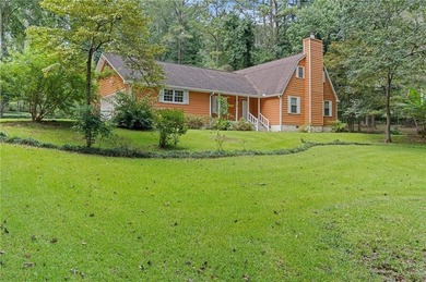 (private lake, pond, creek) Home For Sale in Mcdonough Georgia