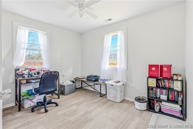 Welcome to this beautifully renovated, move-in-ready home - photo 12