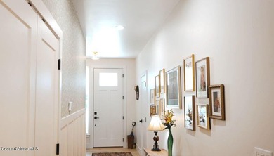 It's perfect Idaho Living! Timeless architecture meets modern - photo 22