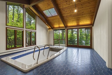 An extraordinary private compound on Boyd Pond in Bristol, where - photo 22