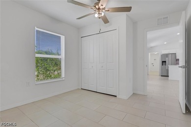 NOT A FLOOD ZONE! 4 bedroom, 3 full baths (2 are ensuite) great - photo 27