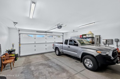 It's perfect Idaho Living! Timeless architecture meets modern - photo 36