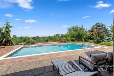 Nestled on a sprawling 4.5-acre estate, this breathtaking - photo 41