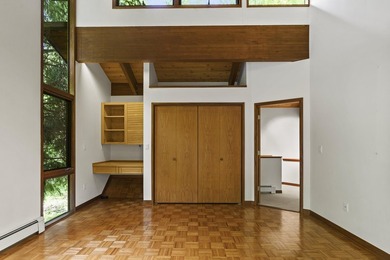 An extraordinary private compound on Boyd Pond in Bristol, where - photo 45