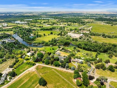 Nestled on a sprawling 4.5-acre estate, this breathtaking - photo 47