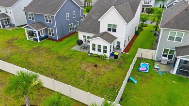 Welcome to this beautifully maintained 5-bedroom, 3.5-bath home - photo 48