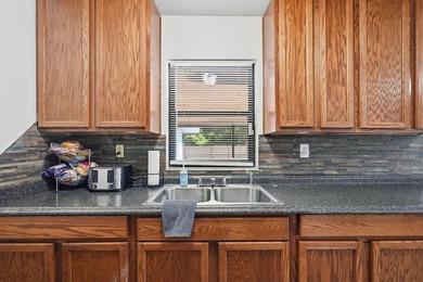 Who says you can't have it all? This 3-bedroom, 2-bath charmer - photo 12