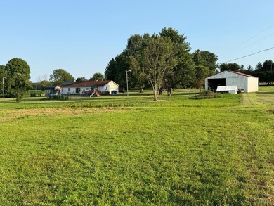 Enjoy Country Living with room to breathe! Brick Home-Pole Barn - photo 20