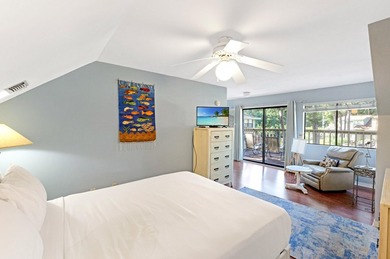 If you're searching for a charming Florida cottage tucked within - photo 22