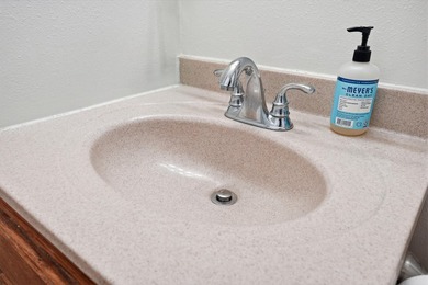 Who says you can't have it all? This 3-bedroom, 2-bath charmer - photo 26