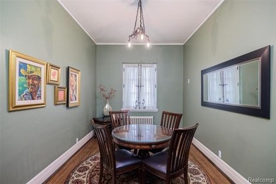 Built in 1927 during Detroit's Golden Age, 189 Cloverly reflects - photo 32