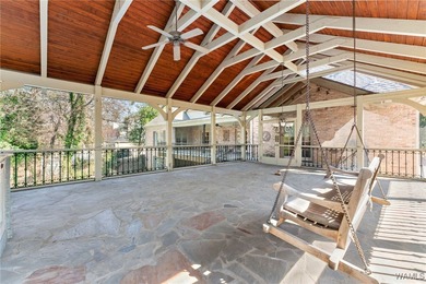Exceptional two-story home with a fully finished basement - photo 3