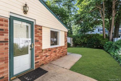 Merrick Woods 3BR/2Bath Classic Colonial, Basement and 1 Car - photo 36