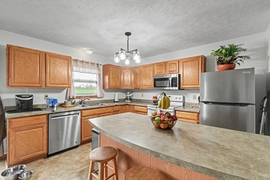 Well into over $30,000 in equity! With a recent appraisal MUCH - photo 9