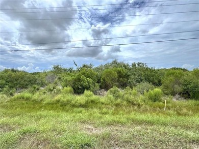 Position your business for success with this prime 3-acre - photo 1
