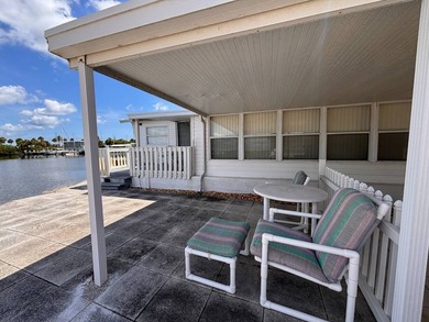 Experience the best of Florida waterfront living in this - photo 4