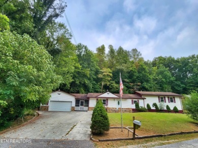 Lake Home For Sale in Lafollette, Tennessee