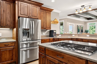 Beautiful and spacious 4-bedroom, 4-bath, custom built home - photo 21