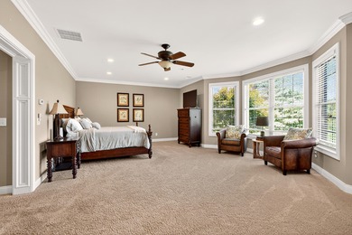 Beautiful and spacious 4-bedroom, 4-bath, custom built home - photo 27