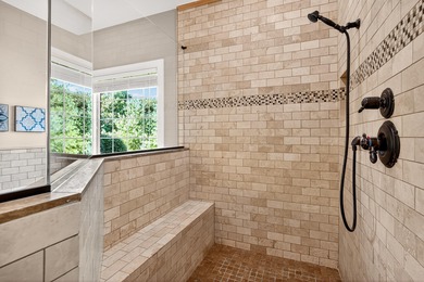 Beautiful and spacious 4-bedroom, 4-bath, custom built home - photo 33