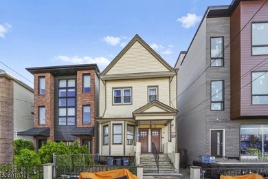 Welcome to a remarkable opportunity in the coveted Jersey City - photo 1