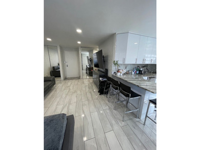 Beautiful LShape Studio with separate kitchen with window - photo 9