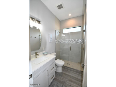 Exceptional custom craftsmanship and thoughtful design define - photo 25